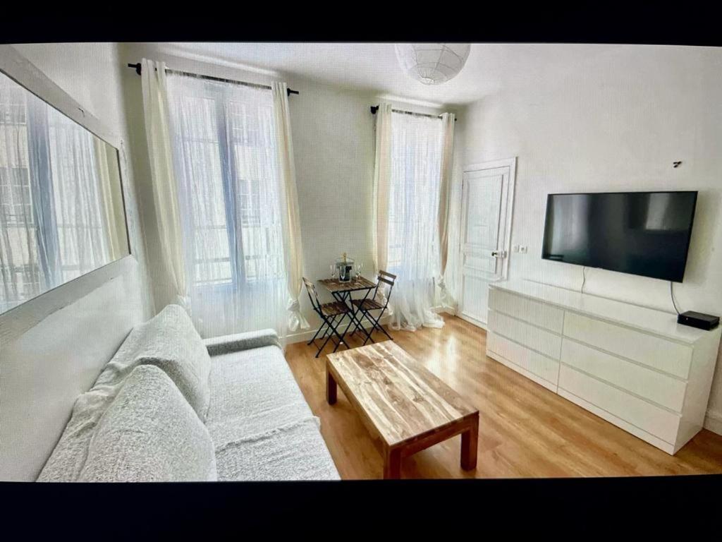 Cute One Bedroom In Le Marais Appartamento Parigi